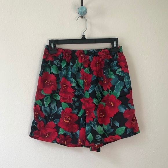🆕vintage VICTORIAS SECRET red floral short pj set - Picture 4 of 7